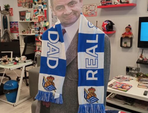 Mr. Bean is officially a big Real Sociedad supporter! 💙🤍😂